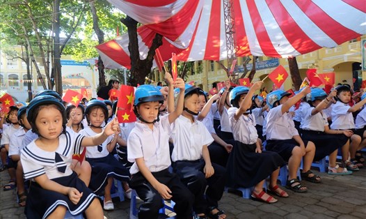 Các em học sinh tại Lễ khai giảng năm học 2018-2019. ảnh: H.Vinh