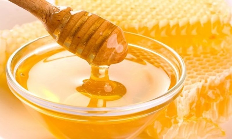 8 thực phẩm không nên dùng chung với mật ong kẻo hại thân