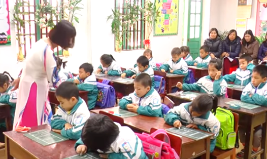 Trong một tiết học của giáo viên tham gia thi dạy giỏi của tỉnh Nghệ An. Ảnh: PV