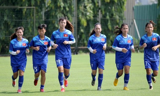 U15 nữ Việt Nam đóng quân tại Trung tâm đào tạo bóng đá trẻ Việt Nam. Ảnh: VFF