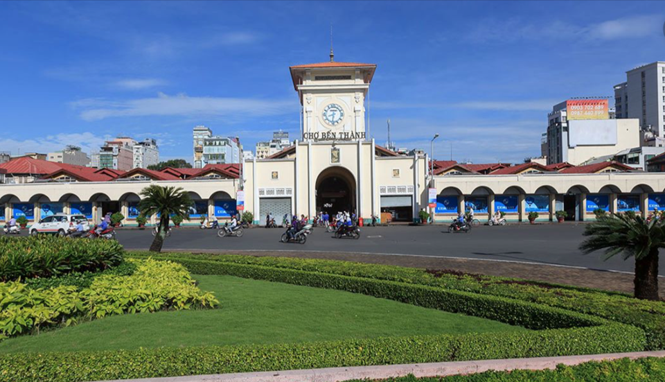 Cho đến nay, nhiều người dân Sài Gòn vẫn quen sử dụng từ ngữ xưa, khiến những ai mới nghe lần đầu vô cùng lạ lẫm. Ảnh TK. Cho đến nay, nhiều người dân Sài Gòn vẫn quen sử dụng từ ngữ xưa, khiến những ai mới nghe lần đầu vô cùng lạ lẫm. Ảnh TK.