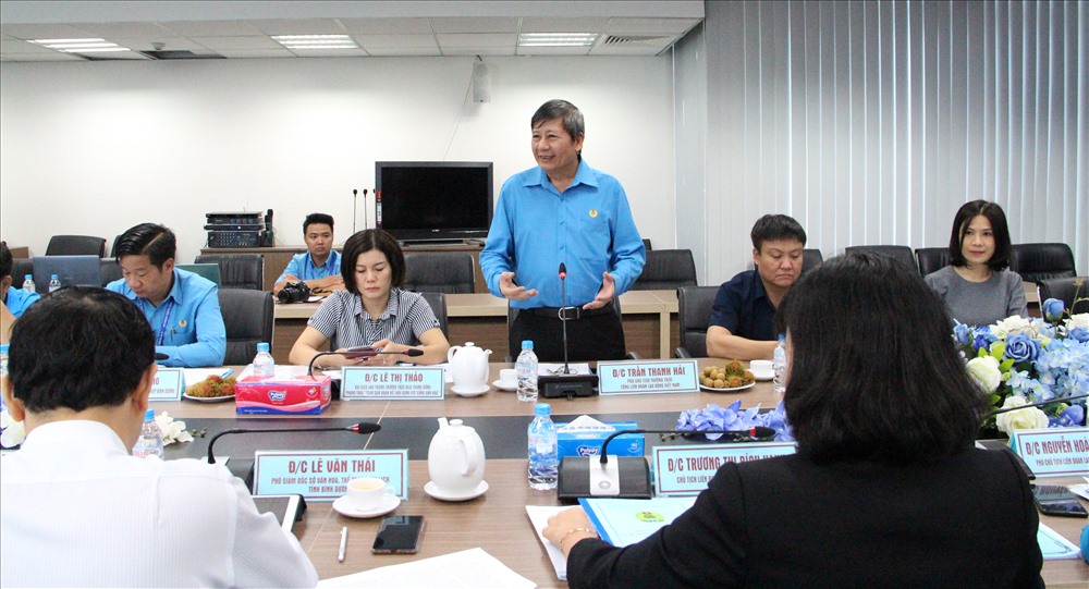 Đồng chí Trần Thanh Hải dẫn đầu đoàn công tác của Tổng Liên đoàn Lao động Việt Nam làm việc tại Bình Dương.