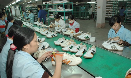 Xuất khẩu giày dép tăng 14,3% trong tháng 8.2019. Ảnh: PV