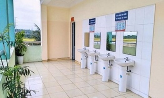Nhà vệ sinh trường học dù đạt chuẩn nếu không có biện pháp quản lý hiệu quả vẫn không đảm bảo vệ sinh. Ảnh minh họa: GDTĐ