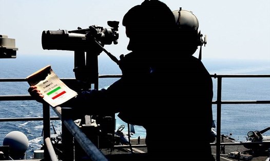 Iran tuyên bố bắt một tàu dầu nước ngoài ở vịnh Ba Tư. Ảnh: AP.