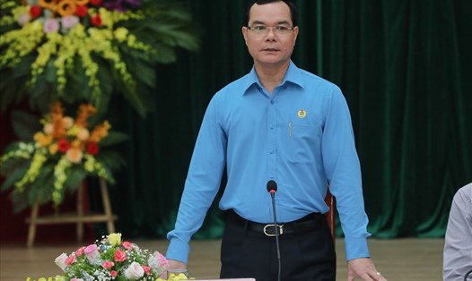 Đồng chí Nguyễn Đình Khang – Uỷ viên Trung ương Đảng, Chủ tịch Tổng Liên đoàn Lao động Việt Nam - tới thăm và phát biểu chỉ đạo tại Báo Lao Động. Ảnh: Sơn Tùng