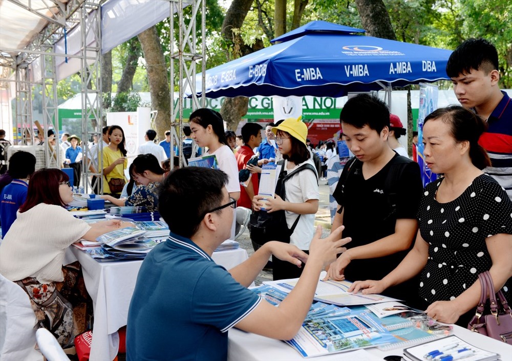 Từ tối 8.8 đến 17h ngày 9.8, các trường đại học sẽ công bố điểm chuẩn năm 2019.