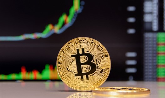 Giá tiền ảo hôm nay (8.8): Bitcoin tăng áp sát mốc 12.000 USD. Ảnh TL