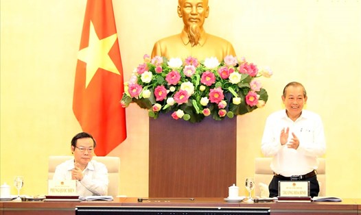 Phó Thủ tướng Thường trực Trương Hòa Bình  chủ trì buổi làm việc. Ảnh: VGP/Lê Sơn