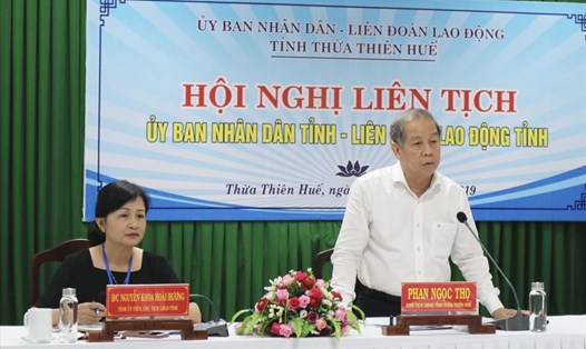 Chủ tịch UBND tỉnh Phan Ngọc Thọ phát biểu tại hội nghị.