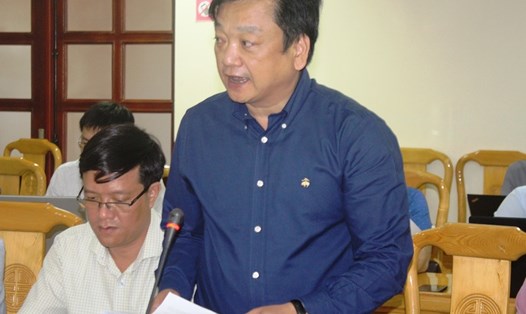 Ông Hồ Huy Thành - GĐ Sở TNMT Hà Tĩnh báo cáo tại hội nghị. Ảnh: Trần Tuấn