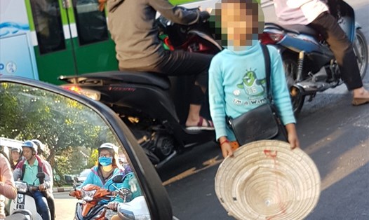 Hiện trên địa bàn TP.Hồ Chí Minh có nhiều trẻ em bị bắt đi xin ăn - ảnh Trường Sơn