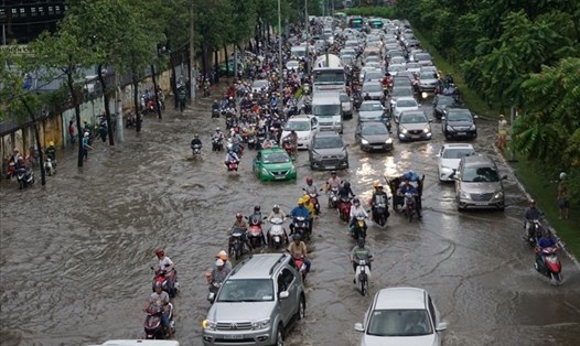 TPHCM sắp triển khai dự án gần 500 tỉ đồng nâng cấp đường Nguyễn Hữu Cảnh để giải quyết tình trạng ngập nước.  Ảnh: M.Q