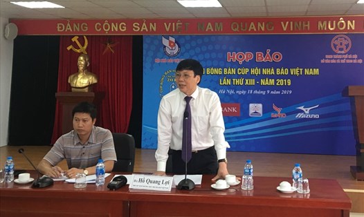 Đồng chí Hồ Quang Lợi phát biểu tại buổi họp báo. Ảnh: H.Đ