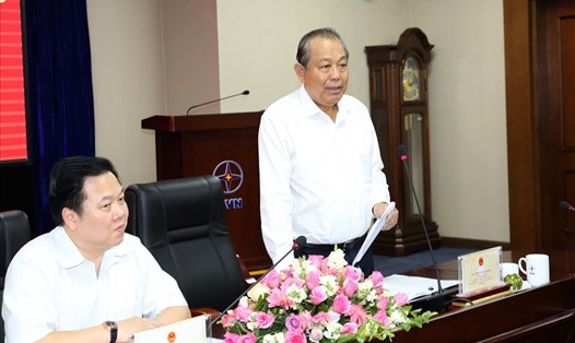 Phó Thủ tướng Thường trực Chính phủ Trương Hoà Bình phát biểu tại cuộc làm việc - Ảnh: VGP/Lê Sơn