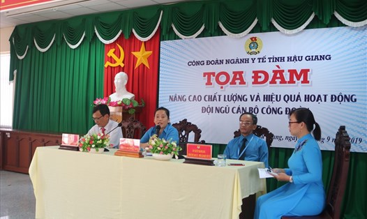 Bà Lê Thị Thanh Lam phát biểu bế mạc tại buổi tọa đàm. Ảnh: Kim Sang