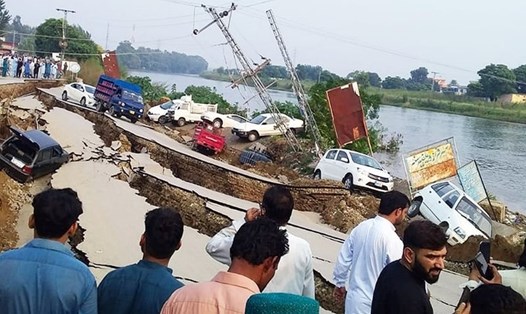 Động đất ở Pakistan khiến 23 người chết và hơn 300 người bị thương. Ảnh: NT.