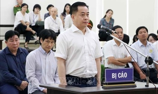 Bị cáo Phan Văn Anh Vũ và đồng phạm tại phiên tòa phúc thẩm tháng 6.2019. Ảnh TTXVN