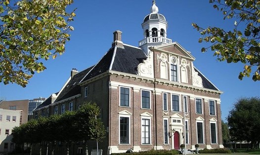 Tòa nhà được sử dụng như một phần của tòa thị chính của Heerenveen. Ảnh: Wiki Voyage