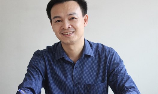 Ông Trần Mạnh Tùng – giáo viên Trường Trung học Phổ thông Lương Thế Vinh (Hà Nội). Ảnh: NVCC