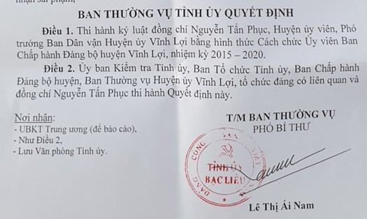 Quyết định thi hành kỷ luật ông Phục (ảnh Nhật Hồ)