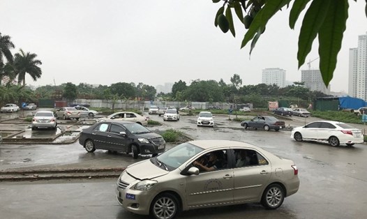 Một điểm học để thi sát hạch lái xe tại Hà Nội. Ảnh: HẢI NGUYỄN