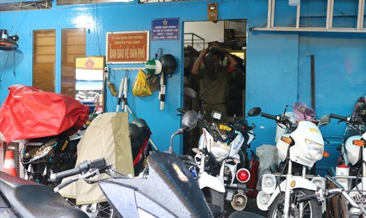 "Trụ sở" Ban bảo vệ dân phố duy nhất được trang bị áo giáp và xe môtô phân khối lớn.