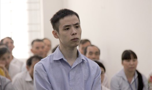 Bị cáo Phạm Văn Viên tại phiên tòa. Ảnh: V.D