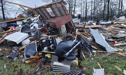 Một cơn lốc xoáy ở Giáo xứ Bossier Parish, bang Louisiana khiến một đôi vợ chồng già thiệt mạng. Ảnh: AP