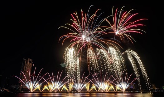 Đà Nẵng sẽ tổ chức bắn pháo hoa vào đêm giao thừa Tết Nguyên đán Canh Tý. ảnh minh họa.