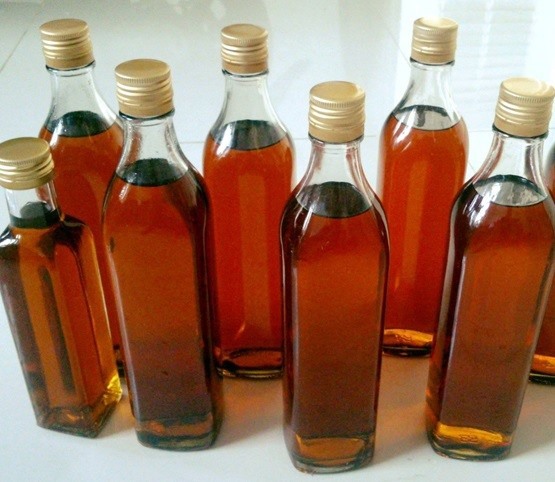 Thanh tra Bộ NNPTNT xử phạt một số doanh nghiệp sử dụng soda công nghiệp và nguyên liệu bột ngọt để sản xuất nước mắm. Ảnh: K.L.