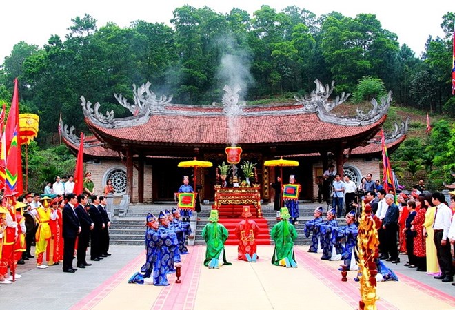 Văn khấn Đền Giếng Đền Hùng chuẩn nhất