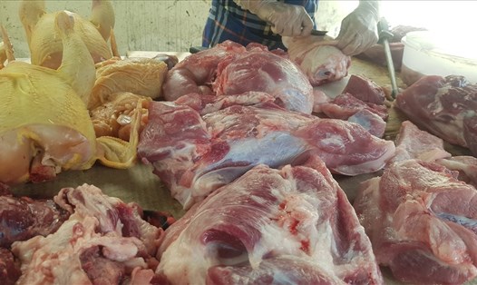 Giá thịt lợn dự báo sẽ tăng sau Tết ông Công ông Táo. Ảnh: Kh.V