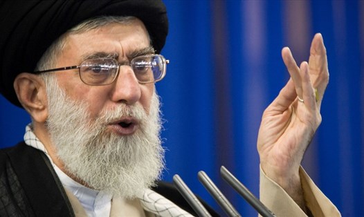 Lãnh đạo tối cao nhà nước Iran, ông Ayatollah Ali Khamenei cảnh báo Mỹ. Ảnh: skynews