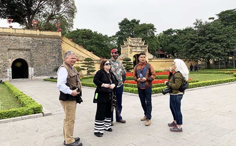 Khách du lịch đến Hà Nội dịp Tết. Ảnh Cổng thông tin TP.HN