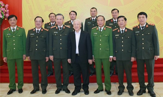 Tổng Bí thư, Chủ tịch Nước Nguyễn Phú Trọng; Bộ trưởng Tô Lâm và các đại biểu tại Hội nghị Ban Thường vụ Ðảng ủy Công an Trung ương diễn ra vào ngày 4.12.2019.