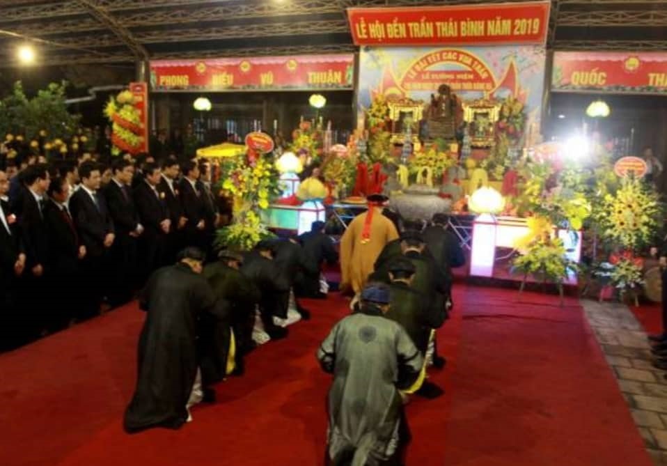 Lễ hội đền Trần Thái Bình năm 2019 - ảnh KL
