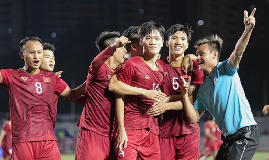 U23 Việt Nam sẽ được thưởng lớn nếu giành vé bán kết. Ảnh: D.P
