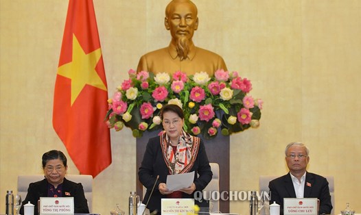 Chủ tịch Quốc hội Nguyễn Thị Kim Ngân phát biểu khai mạc phiên họp. Ảnh Quochoi.vn