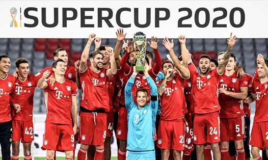 Bayern Munich lần thứ năm được ăn mừng trong năm 2020. Ảnh: Sky Sports