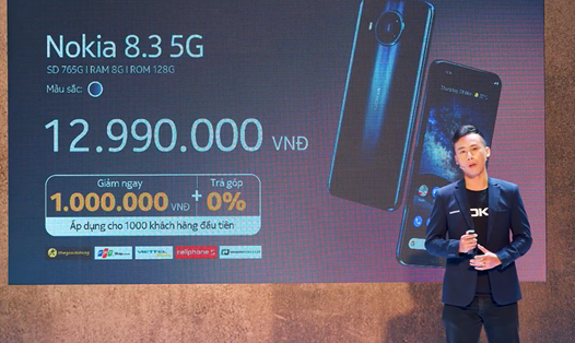 Nokia 8.3 5G màu Xanh thiên hà sẽ được bán chính thức tại thị trường Việt Nam từ ngày 9.10 với mức giá 12.990.000 đồng cho phiên bản RAM 8GB và ROM 128GB.