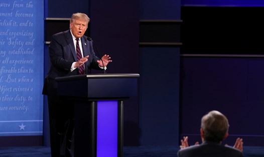 Ông Donald Trump trong cuộc tranh luận tổng thống lần 1 hôm 29.9. Ảnh: RT