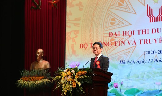 Bộ trưởng Bộ Thông tin và Truyền thông Nguyễn Mạnh Hùng phát biểu khai mạc Đại hội. Ảnh: Phùng Minh.