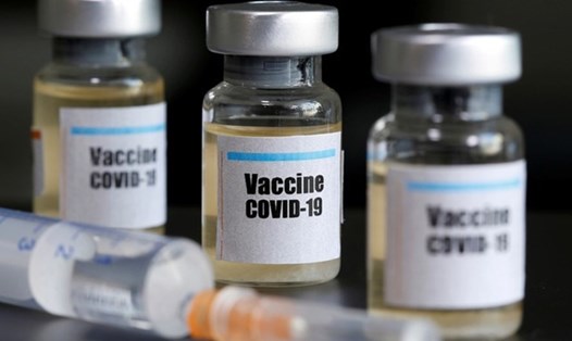 Bảo hiểm y tế công của Trung Quốc sẽ không trả chi phí vaccine COVID-19 cho người dân bởi không đủ tiềm lực. Ảnh: Reuters