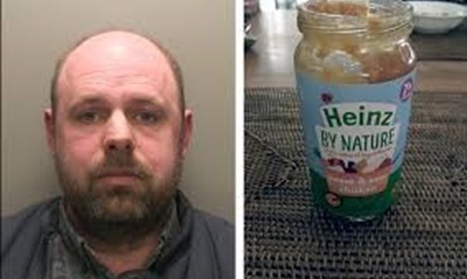Nigel Wright đã bị kết án tù vì âm mưu dùng các lọ đồ ăn trẻ em có chứa mảnh kim loại để tống tiền chuỗi siêu thị Tesco. Ảnh: ABC News