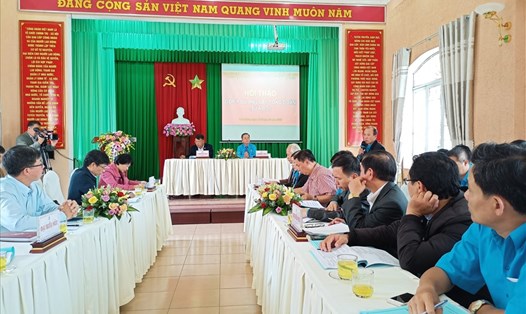 LĐLĐ tỉnh Lâm Đồng tổ chức Hội nghị góp ý dự án Luật Công đoàn (sửa đổi). 
Ảnh: Hồng Ngọc