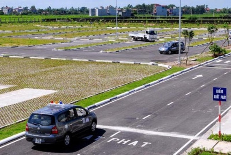 Tìm hiểu bằng b1 là gì b2 là gì và sự khác nhau giữa bằng lái B1 và B2