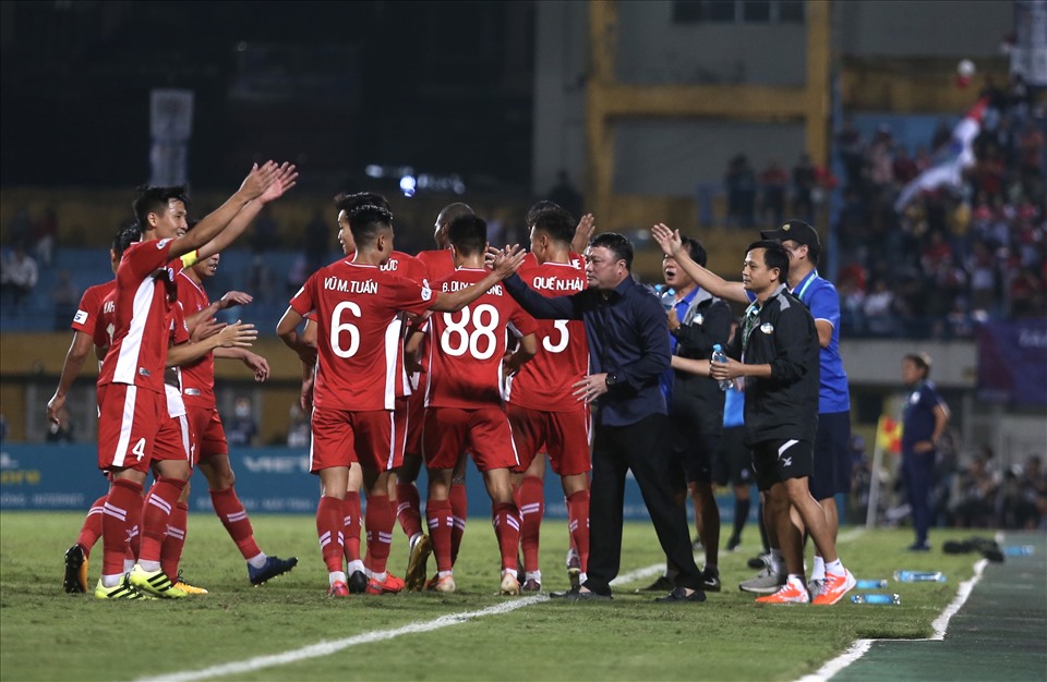 Huấn luyện viên Trương Việt Hoàng đang thăng hoa cùng Viettel. Ảnh: Hải Đăng