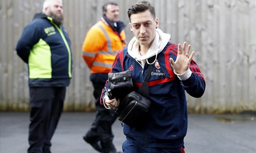 Mesut Ozil có thể bị loại nốt khỏi danh sách các cầu thủ Arsenal đá Premier League mùa giải 2020-21. Ảnh: Getty Images
