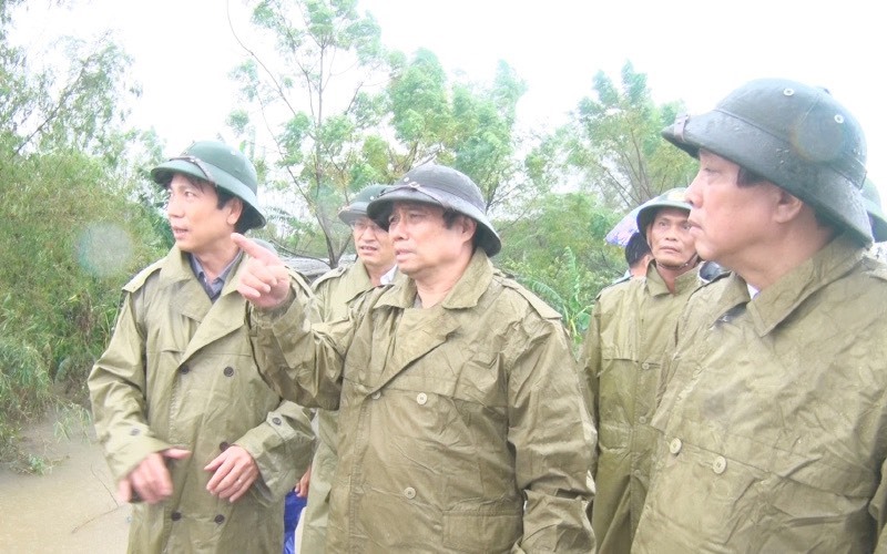 Đoàn công tác kiểm tra công tác khắc phục hậu quả lũ trên địa bàn tỉnh Quảng Trị. Ảnh BTC
